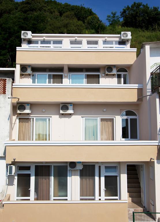 Sand And Sea Apartments Ούλτσιν Εξωτερικό φωτογραφία